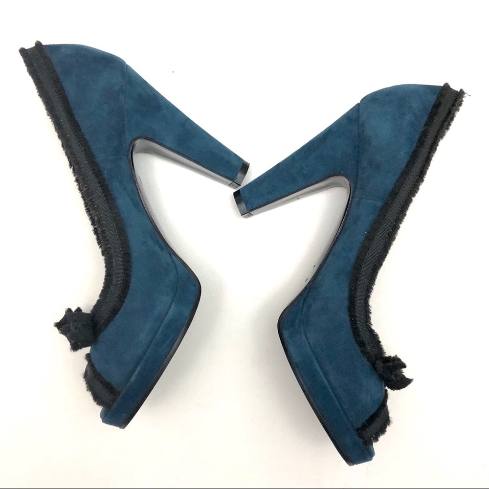 Marc Jacobs blue suede heels with black trim/bow - Picture 4 of 6